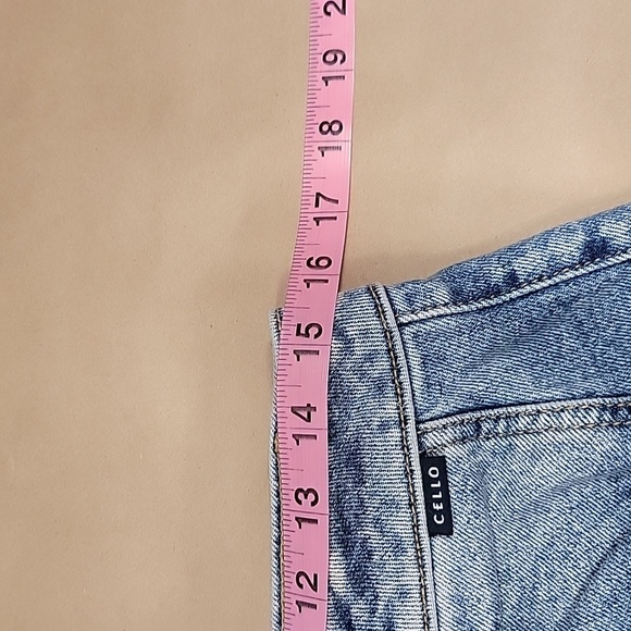 CelloSize 7 Horseshoe Barrel Relaxed Fit Medium Wash Denim Jeans, NEW with Tag - Picture 7 of 14